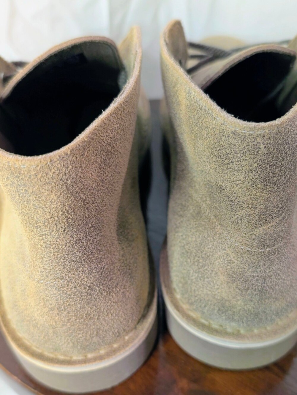 Clarks Originals Desert Boots Mens 10.5 Taupe Suede Chukka Lace Up Ankle Boots - Picture 2 of 8